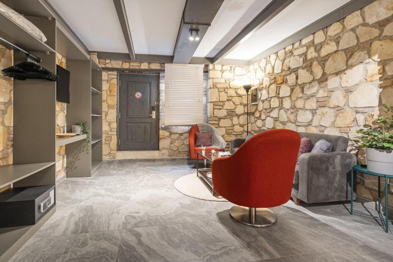 Charming Flat Near Hadrians Gate Apartament Antalya